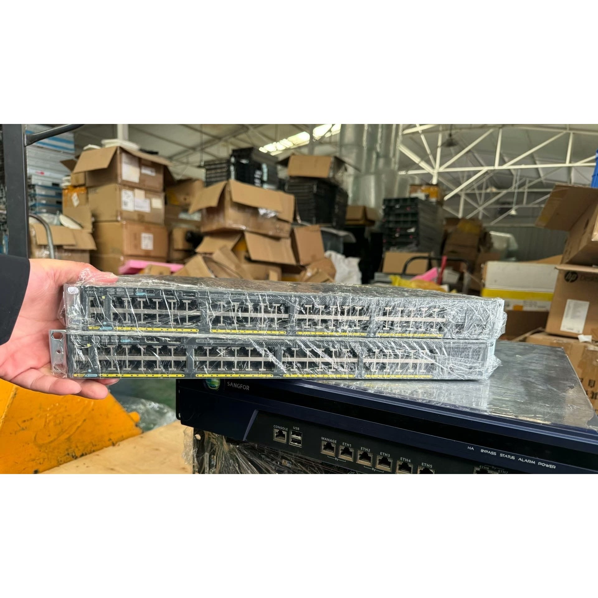 Cisco思科WS-C2960X-48FPD-L 网管POE议价产品