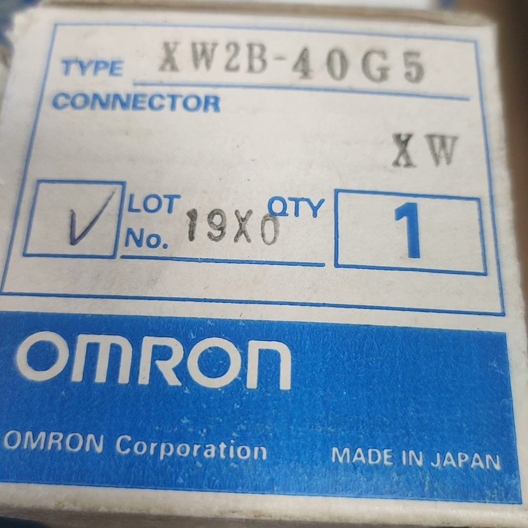 全新连接器XW2B-40G5,日本原装制造,40针接口议价产品