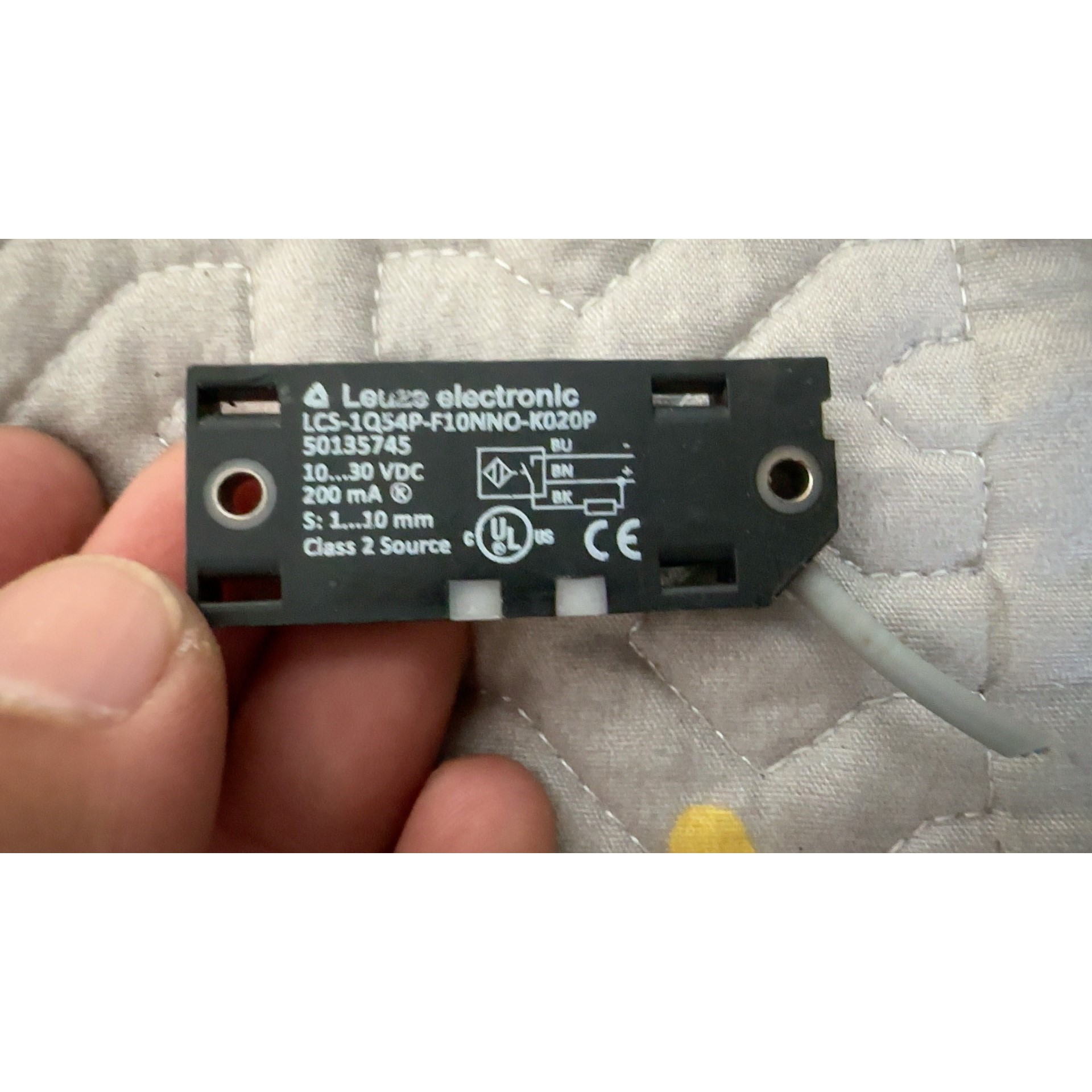 LCS-1Q54P-F10NNO-K020P 进口光电开议价产品