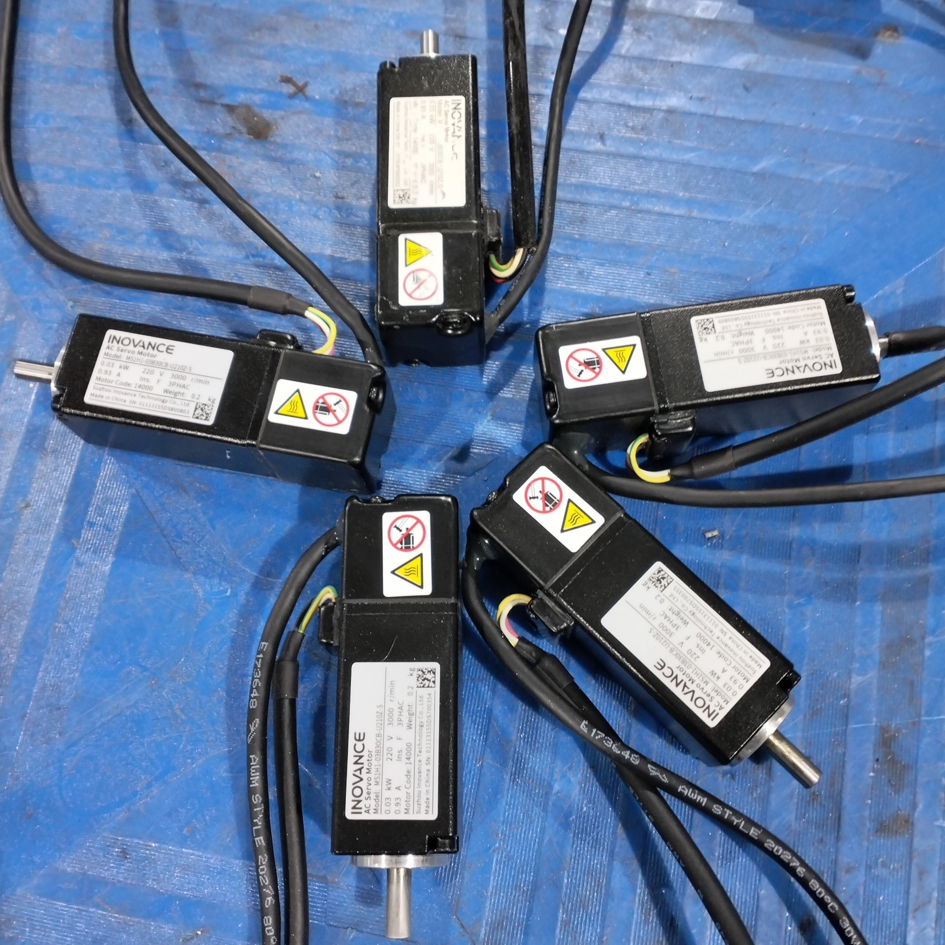 0.03kW汇川660伺服电机 MS1H1-03B30CB-议价产品