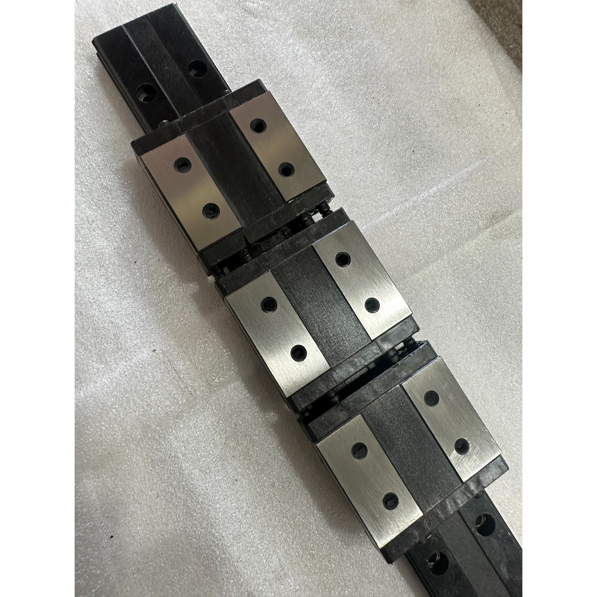 日本THK宽幅直线导轨HRW21CRM方形标准滑块(跟HIW议价产品