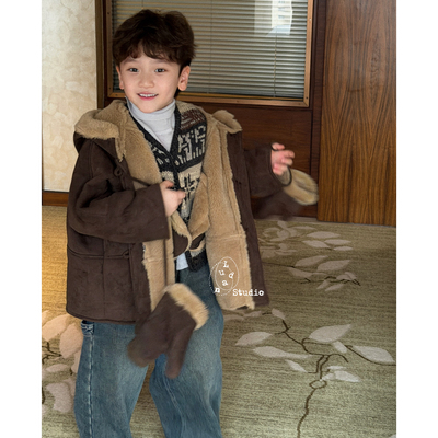 卤蛋童装：罗马落叶/冬款潮流外套毛毛里加厚羊角扣韩连帽男女童