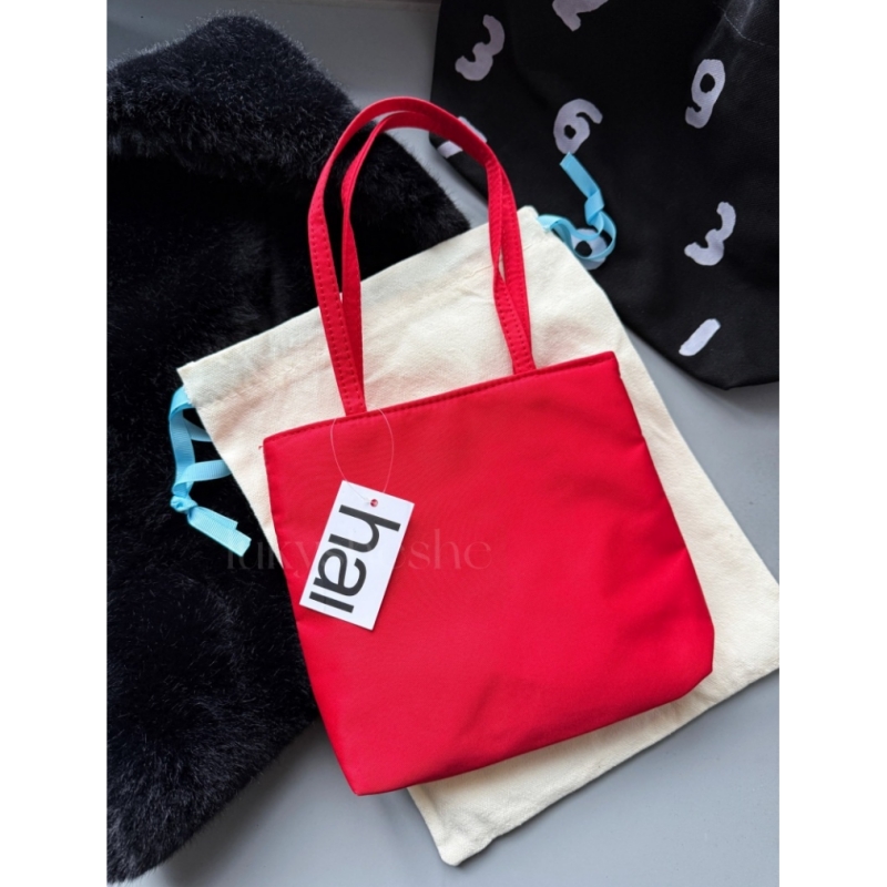 红色包包尼龙手提腋下hai小方包