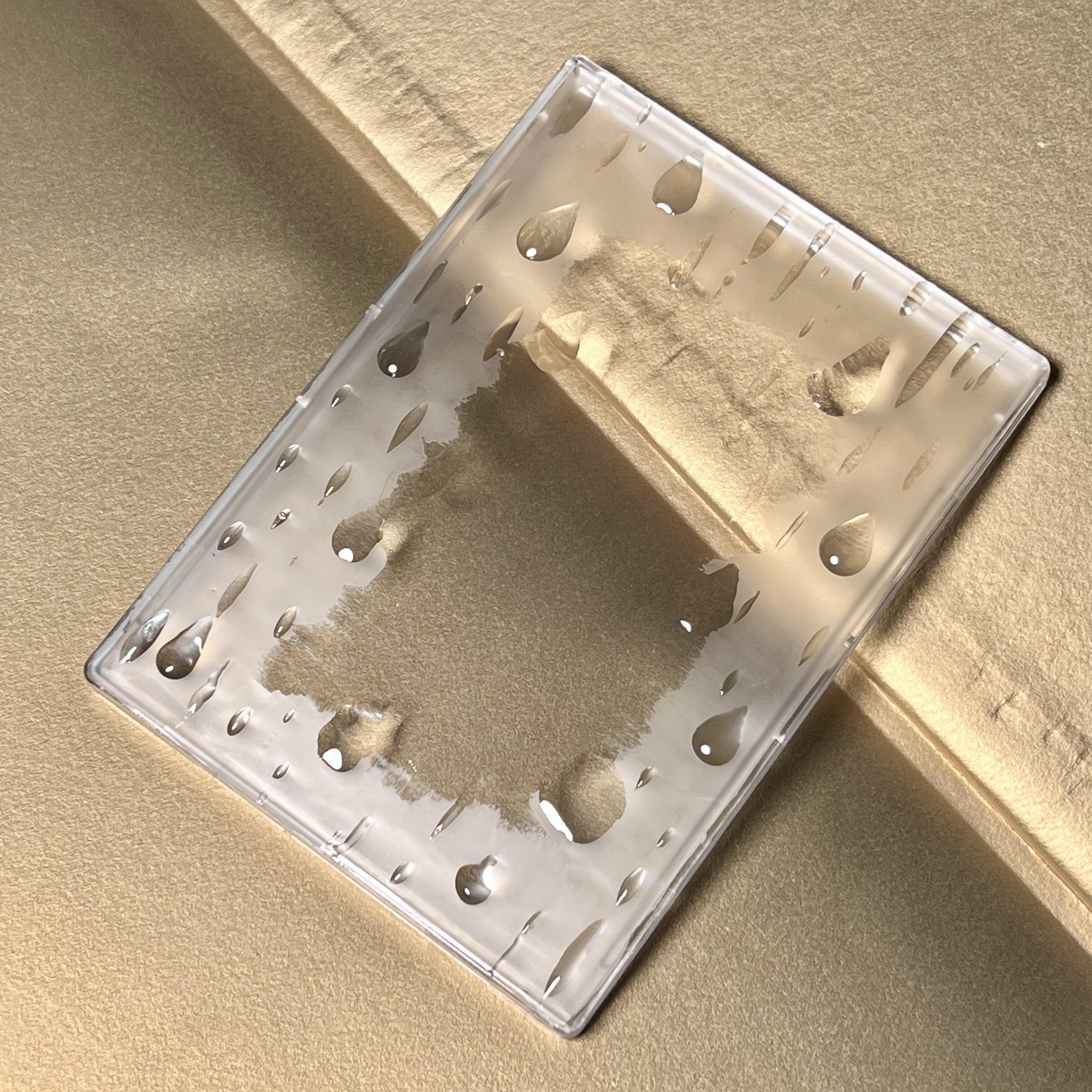 雾气感亚克力卡套学生追星3寸小卡拍立得收纳雨雾卡砖高颜值谷美