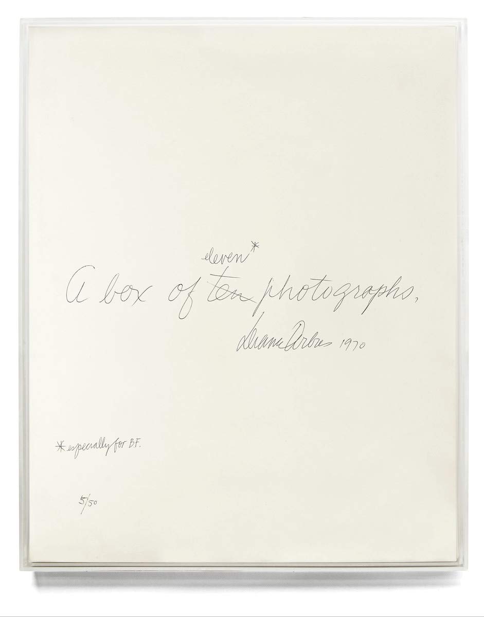 戴安·阿勃丝：一盒10张摄影