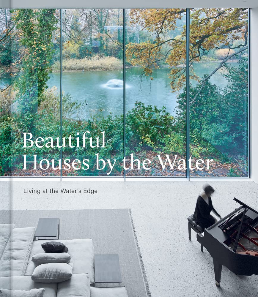现货LivingattheWater'sEdge