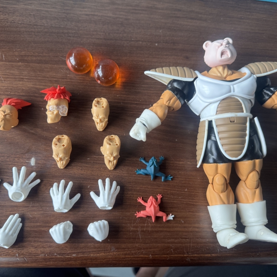 WP 森林战队 怒熊  利库姆 可动手办模型