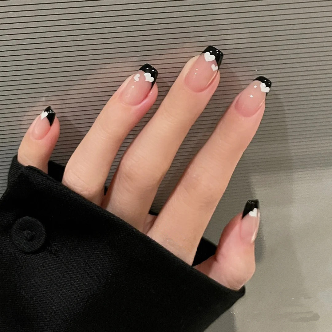 新款美甲法式黑色系穿戴甲少女爱心冰透色成品定制可拆卸假指甲片