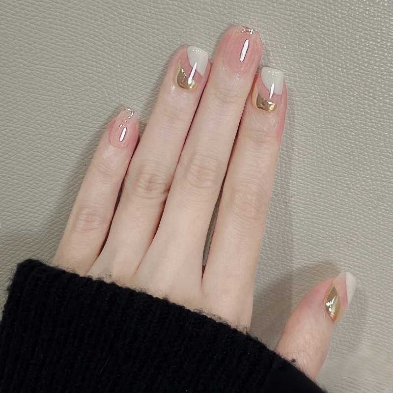 纯手工穿戴甲成品温柔仙气简约假指甲豆豆短款孕妇可用高级感美甲,彩妆/香水/美妆工具,穿戴甲/甲片,淘宝优惠券,粉丝福利购,淘宝优惠卷