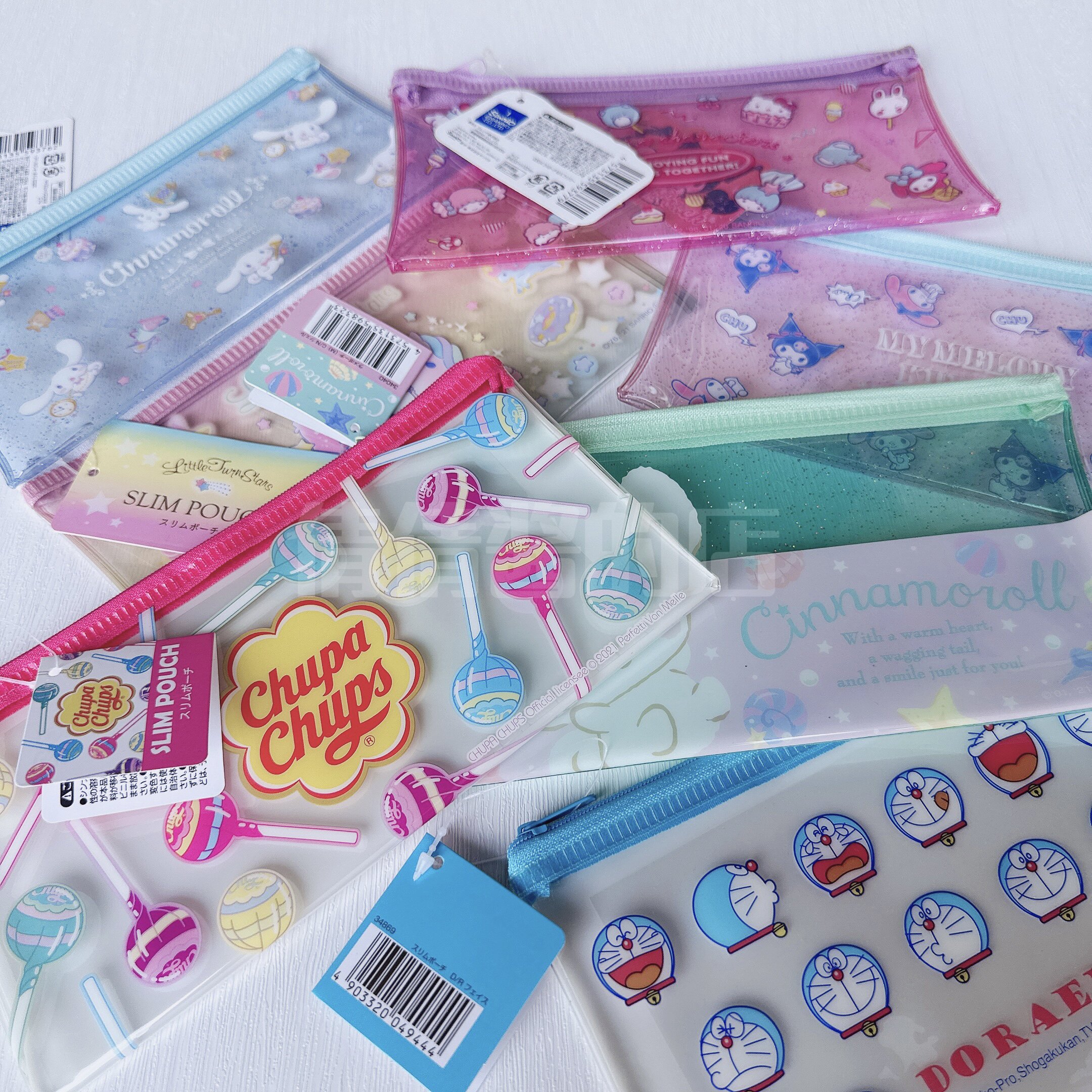 【现货】日本三丽鸥杂物收纳袋PVC透明拉链扁形笔袋化妆包A2