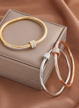 Fashionable Four Leaf Grass Heart Bracelet 不掉色钛钢手镯