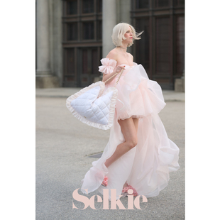 Collection春季 草莓奶昔粉色走秀泡芙礼服裙 新品 Selkie