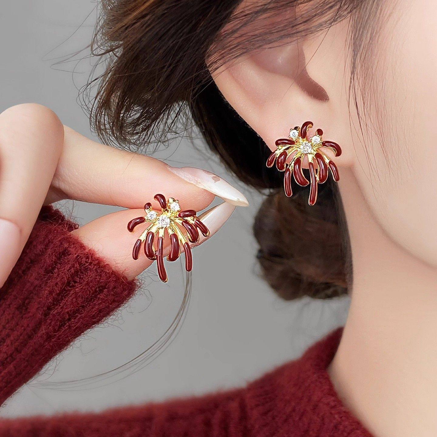小众独特新年红色烟花耳环2025新款爆款高级感轻奢气质秋冬耳钉女,饰品/流行首饰/时尚饰品新,耳钉,淘宝优惠券,粉丝福利购,淘宝优惠卷