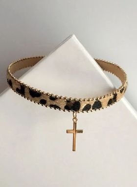甜酷辣妹十字架豹纹皮项圈choker项链y2k小众亚文化颈圈哥特颈链