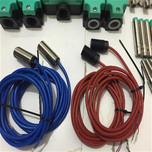 全新TURCK连接线   PKG4M-5/TEY PKGH4M-5/TFG