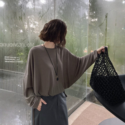 [初打]十三行早秋简约天丝抽绳堆褶百搭圆领宽松舒适T恤女TB8174