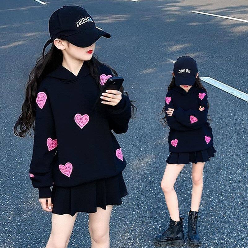 女童爱心卫衣2026春季新款中大儿童洋气时髦潮搭童装初中学生连帽
