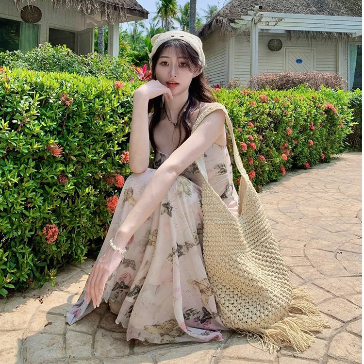 法式气质收腰a字碎花连衣裙子女