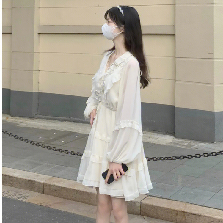春秋甜美长袖白色连衣裙温柔风淑