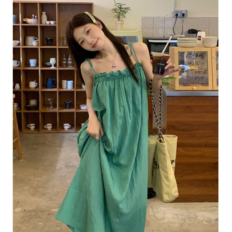 简约休闲绿色宽松吊带连衣裙女春