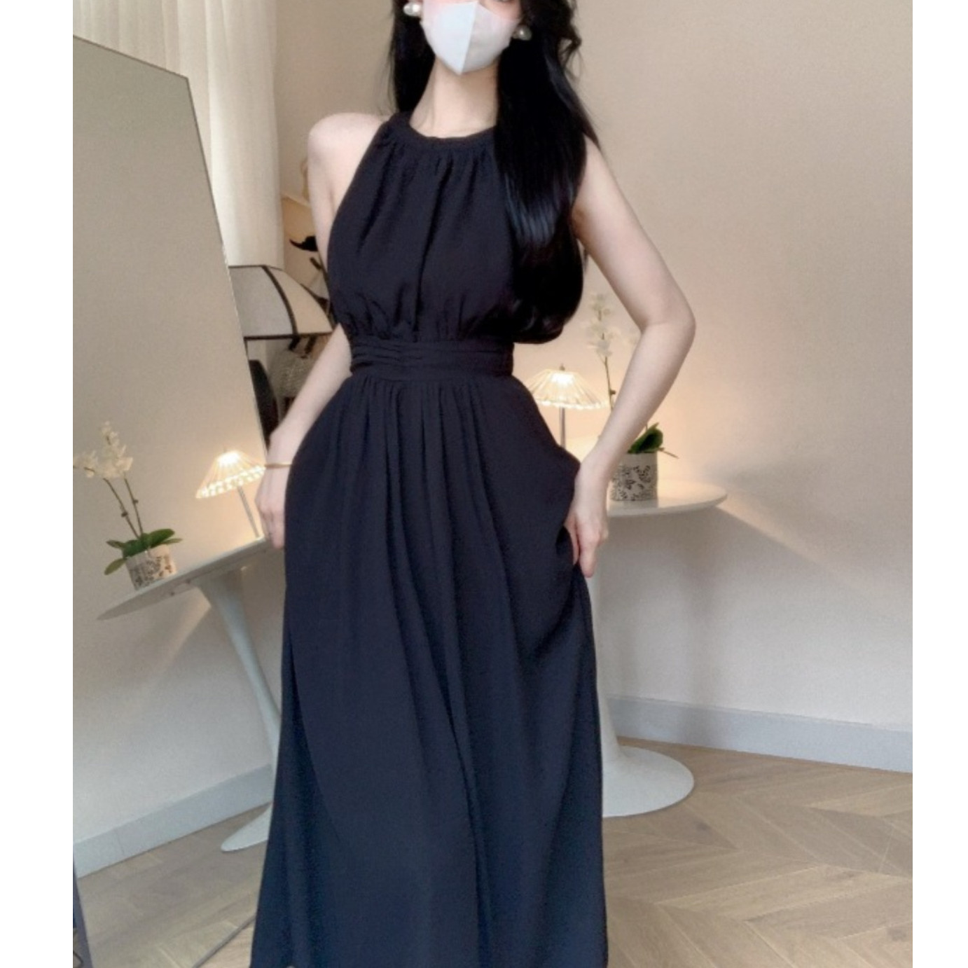 杏色挂脖无袖吊带裙女夏季法式温