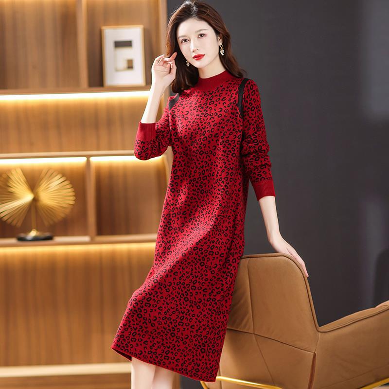 秋冬新款洋气羊毛衫女宽松圆领打底过膝针织连衣裙长款毛衣裙加厚