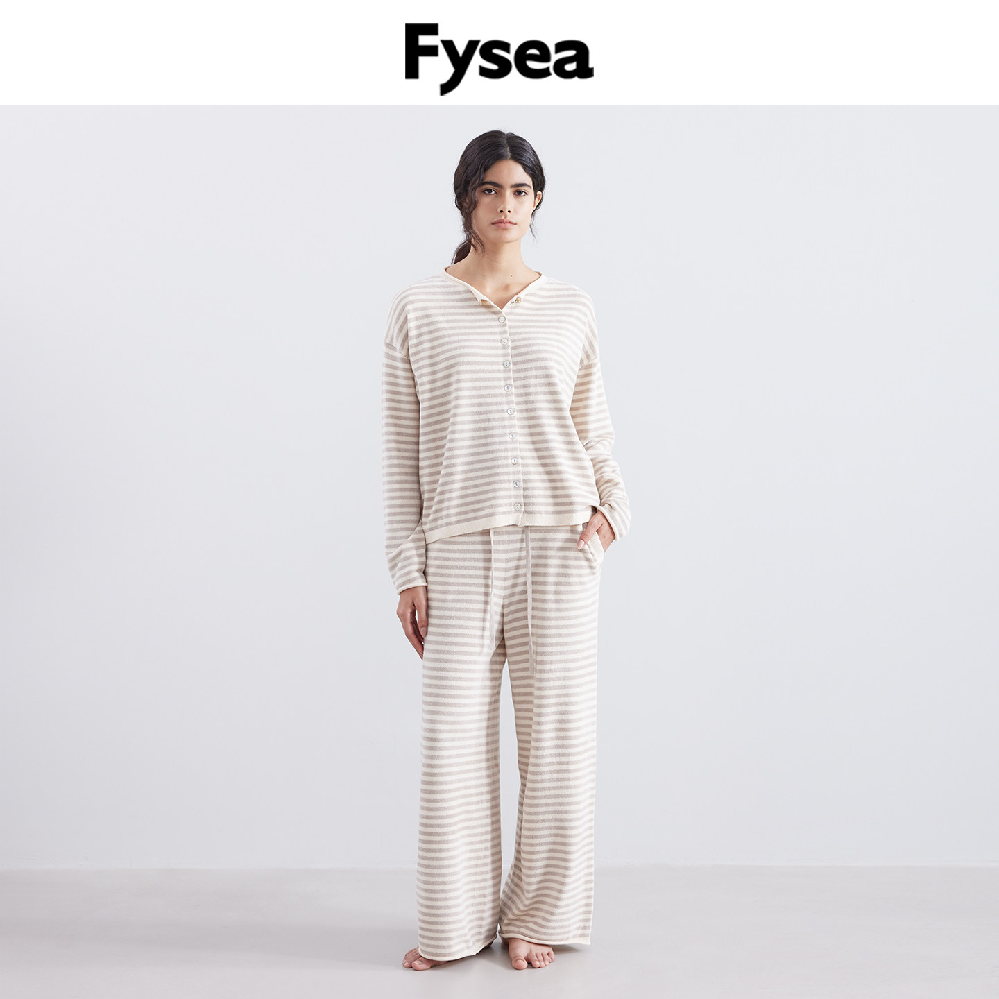 FyseaWinter天鹅丝绒条纹卷边家居服套装轻盈保暖厚睡衣女26秋冬