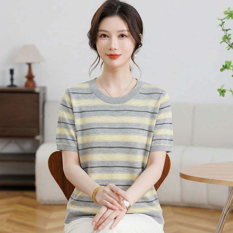 专柜品牌妈妈夏装时尚休闲条纹针织小衫2026新款中老年人女母亲节