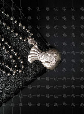 S手工编织防泰银珠链项链本命年小猪毛衣链挂件财神吊坠饰品依莲