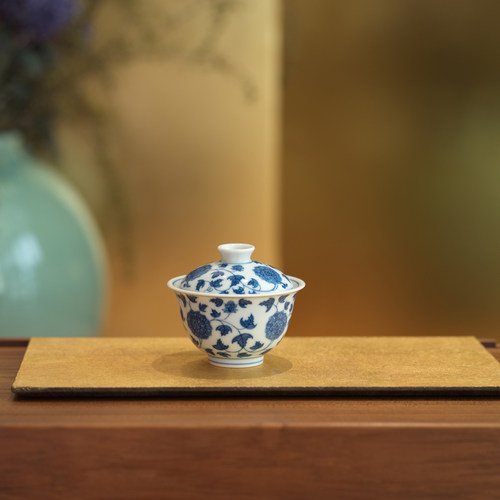 宛玉青花缠枝牡丹纹元宝盖碗125