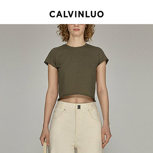 CALVINLUO 卡其绿短袖T恤修身长袖显瘦简约短款上衣 新品