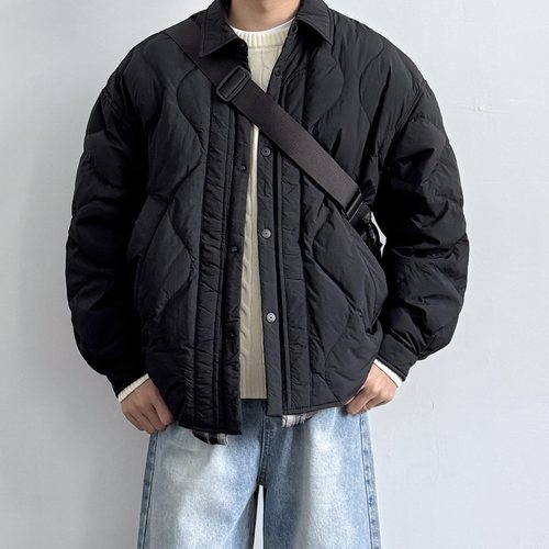 ONUN复古葫芦纹翻领羽绒服