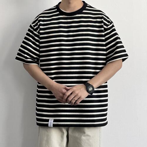 ONUN夏季日系复古宽松条纹T恤
