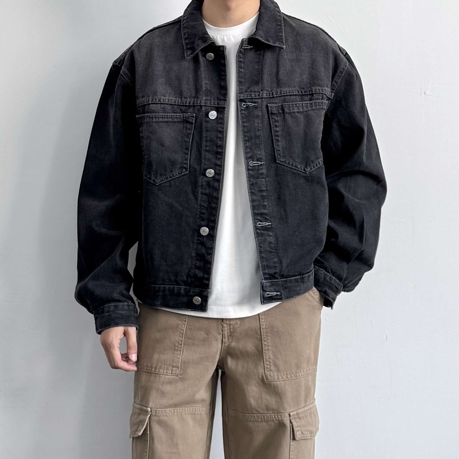 复古水洗做旧黑灰色牛仔夹克