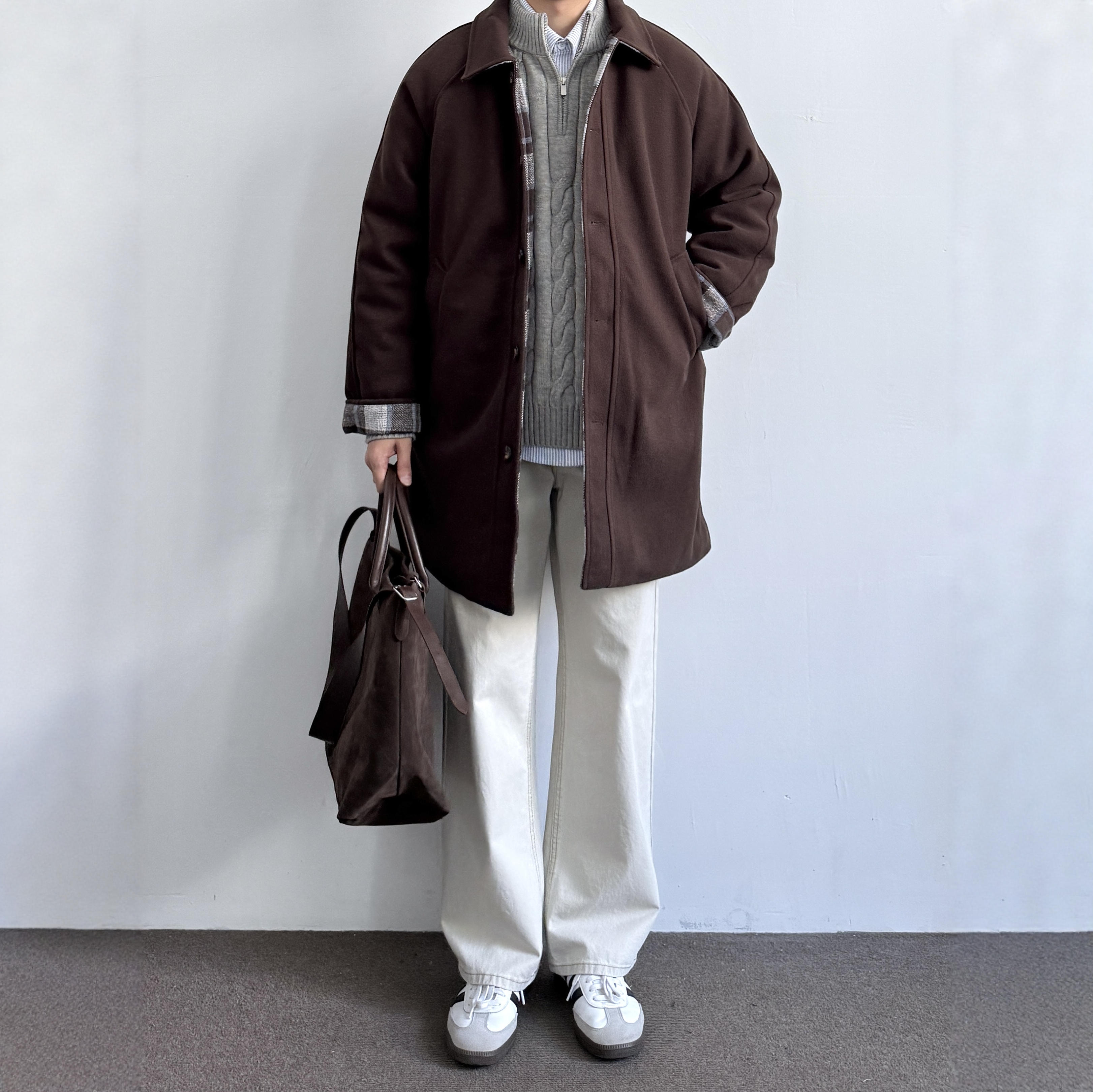 ONUN复古宽松翻领毛呢大衣