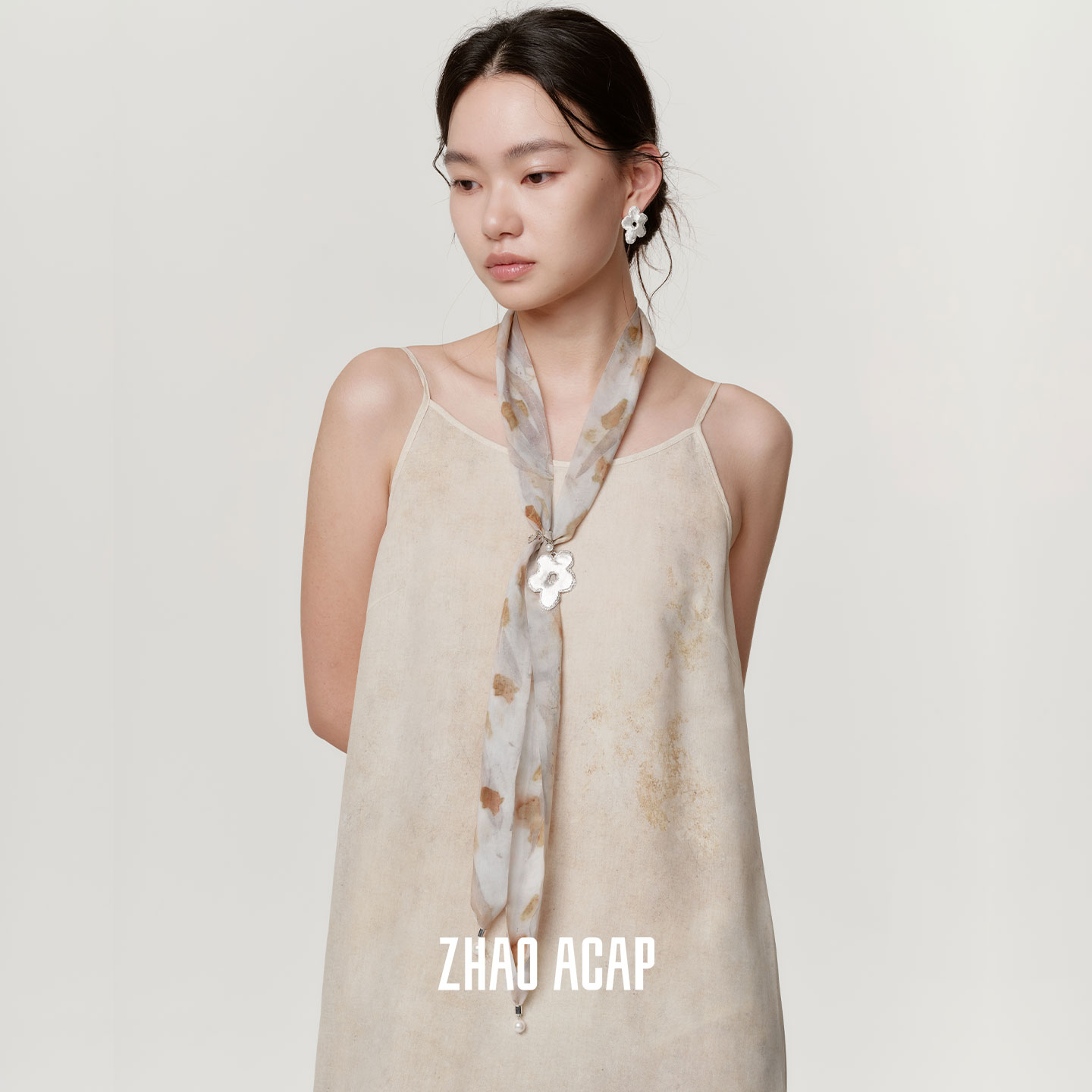 ZHAO ACAP原创设计草木染雪纺丝巾空心花花项链