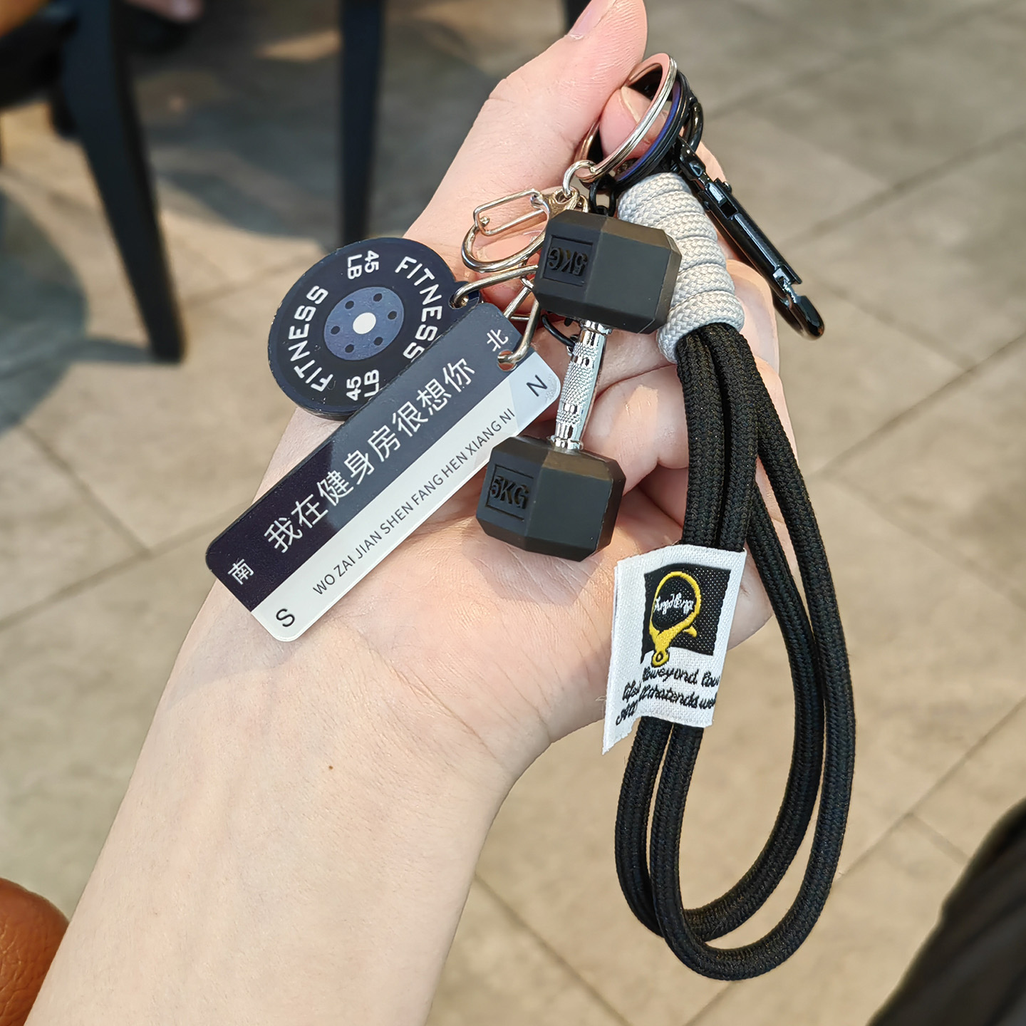 哑铃健身钥匙扣杠铃创意运动健身房挂件训练书包周边挂饰礼品力量