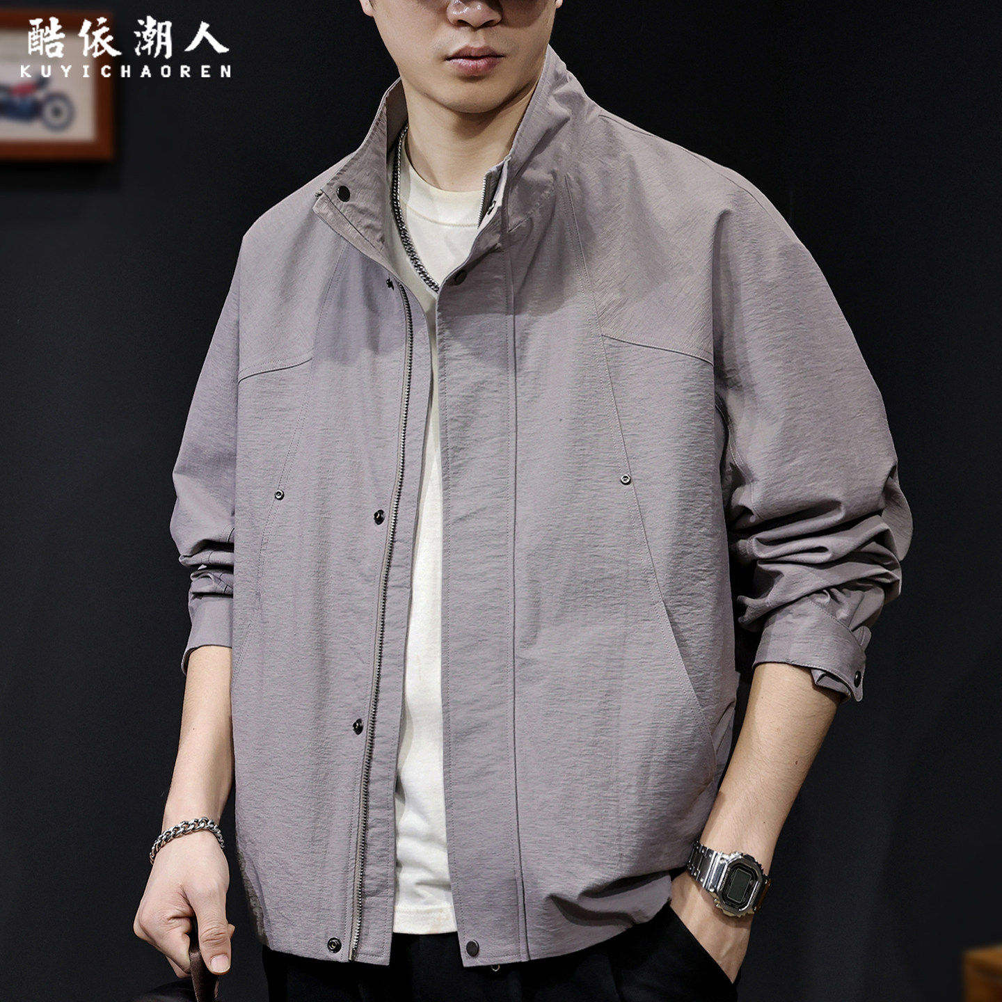 户外工装休闲夹克男士外套春秋季2026新款宽松大尺码连帽爆款冲锋