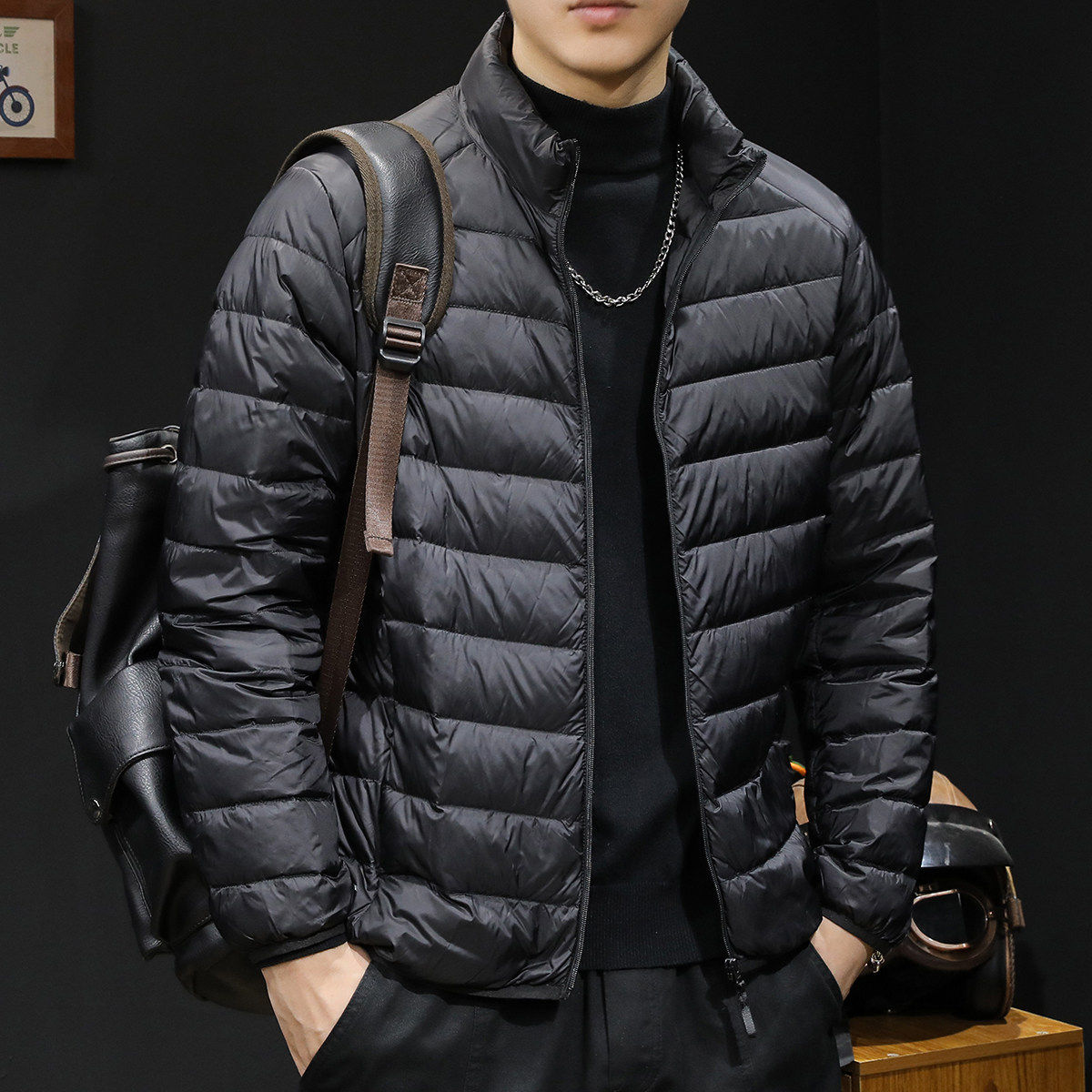 白鸭轻薄羽绒服男冬季2026新款潮牌大码保暖男士外套短款加肥加大