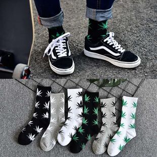 潮牌Hu枫叶袜子日韩经典 青年情侣运动袜滑板篮球男女休闲高筒长袜