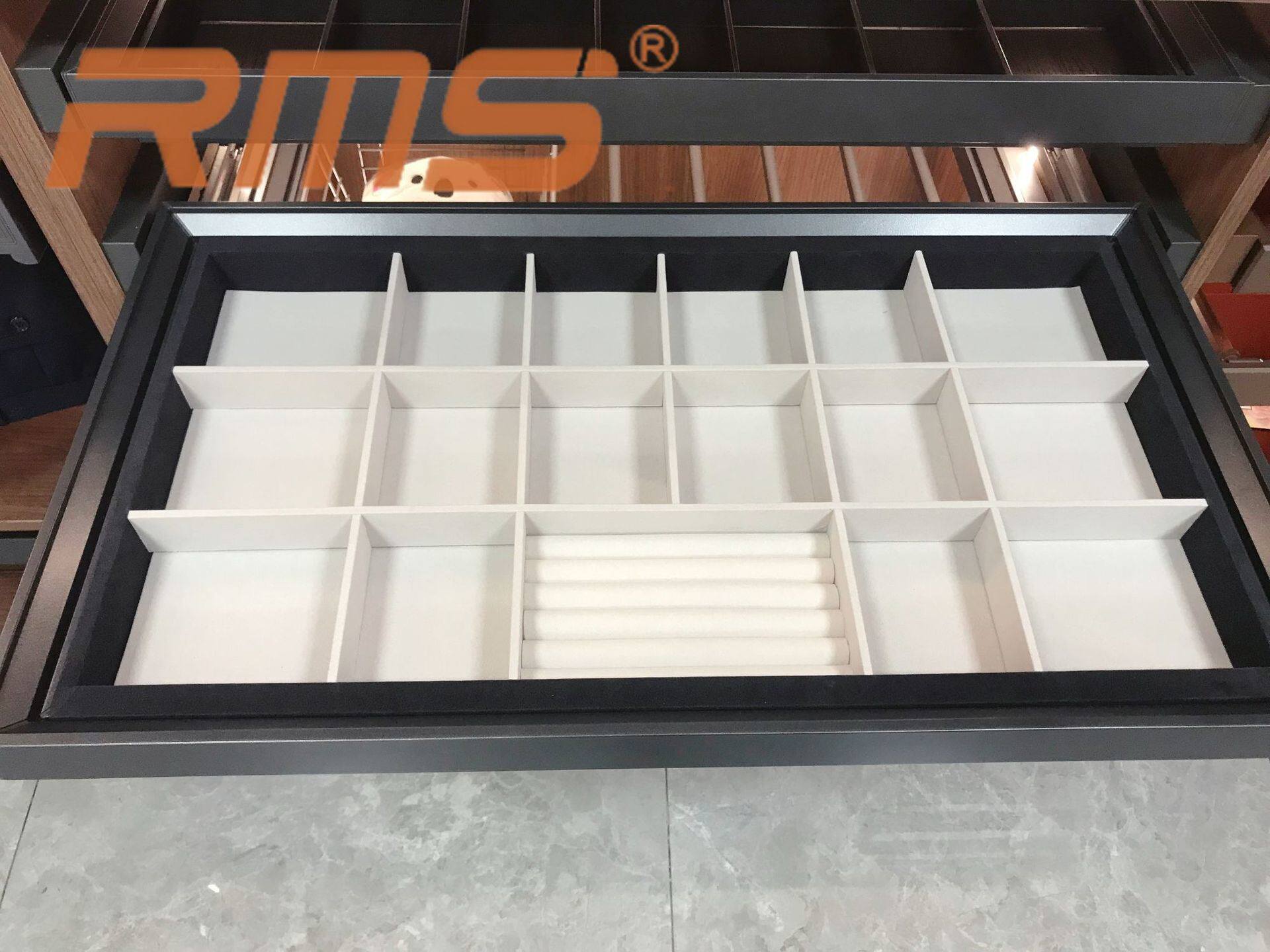 衣柜绒布多功能珠宝饰品质感收纳分类百宝格盒首饰盒多宝盒格子抽