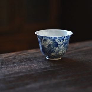 卿山茶器景德镇青花手绘万花主人杯功夫茶具茶杯纯手工品茗杯75ml
