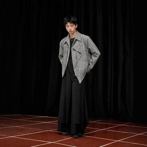 芸蚁「青花瓷」多形态脉纹飞片肌理夹克外套 _ 舞