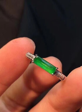 法国gentle motto仿高冰玉髓镀925镶嵌正阳绿女戒指简约个性典雅