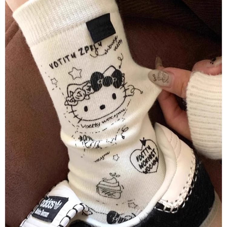 白色可爱袜子女春秋中筒袜kitty卡通猫咪日系非纯棉堆堆长袜