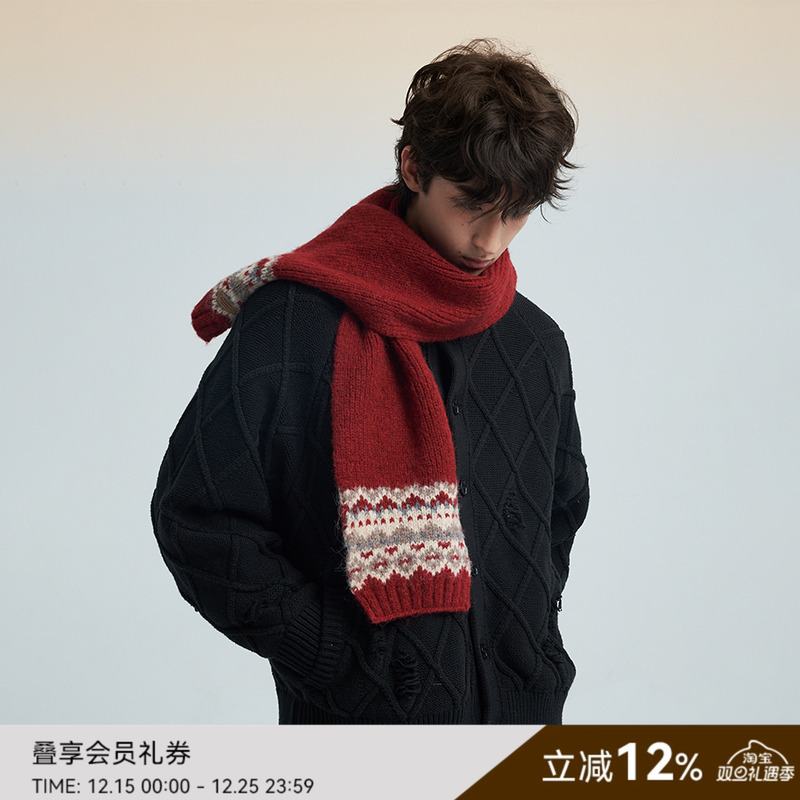 SAME FLOW 冬季氛围感强费尔岛传统花纹设计柔软舒适保暖围巾