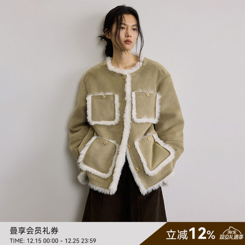 SAMEFLOW 白绒毛带围脖设计松弛保暖皮毛一体秋冬夹克女外套