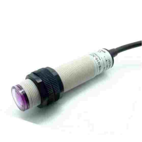 红外光电开关G18-3A10NA直流三线NPN常开M18漫反射型E3F-DS10C4