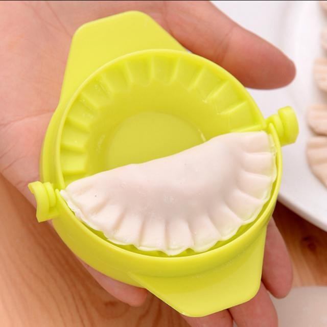 1PC Dumpling Mold Plastic Dumpling Machine Dough Press DIY D