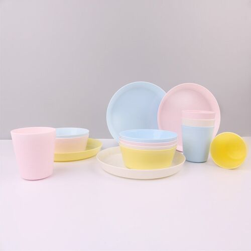 12PCS/Sets Plastic Dinnerware Set Reusable BPA Free 4 Cups 4